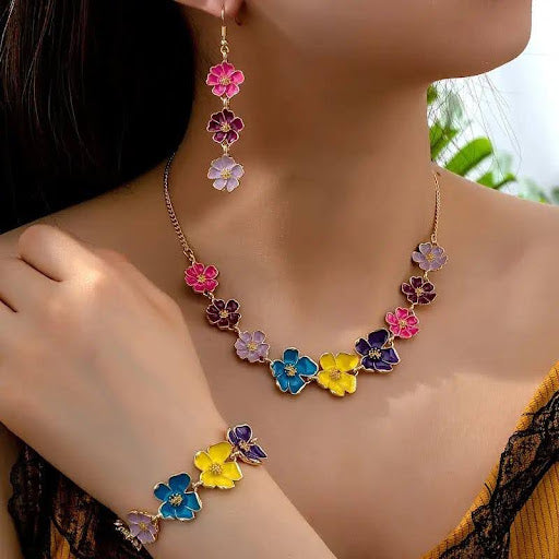 Floral Vintage Jewelry Set