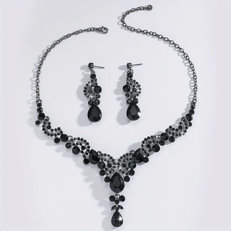 Elegant 3pcs Women's Jewelry Set with Synthetic Zirconia - Silvery Plated