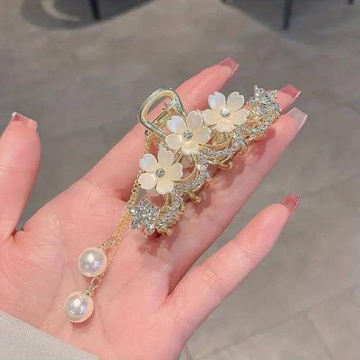 Shiny Rhinestone & Camelia Design Golden Hair Claw