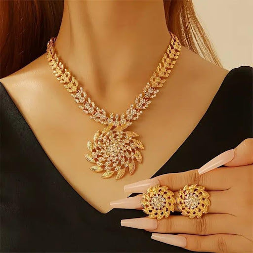 Vintage-Inspired Sunflower Necklace & Earrings