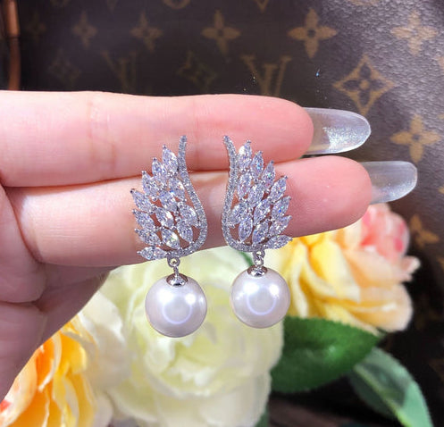 Pearl Drop Earrings