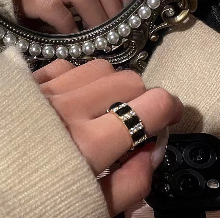 Rectangle Layard Ring Adjustable