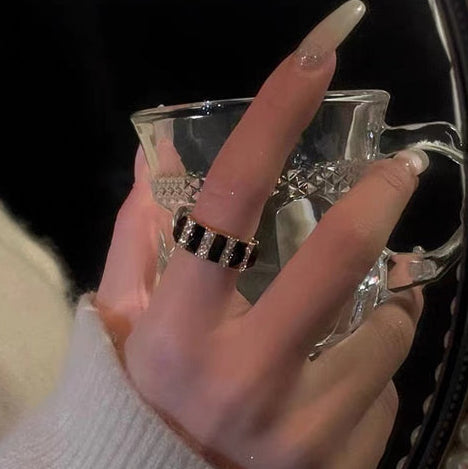 Rectangle Layard Ring Adjustable