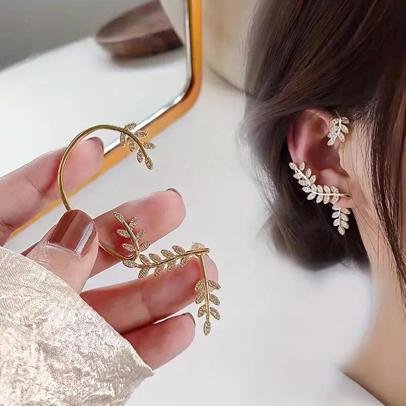 Bohemian Golden Leaf Ear Cuff