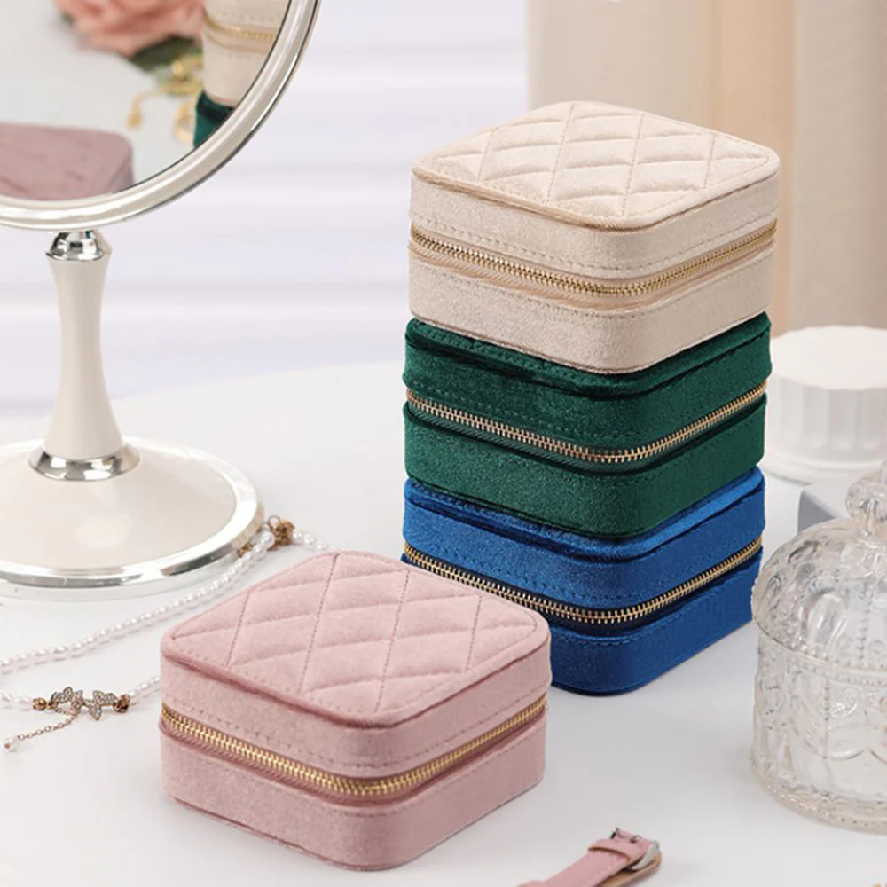 Lattice Velvet Jewelry Box